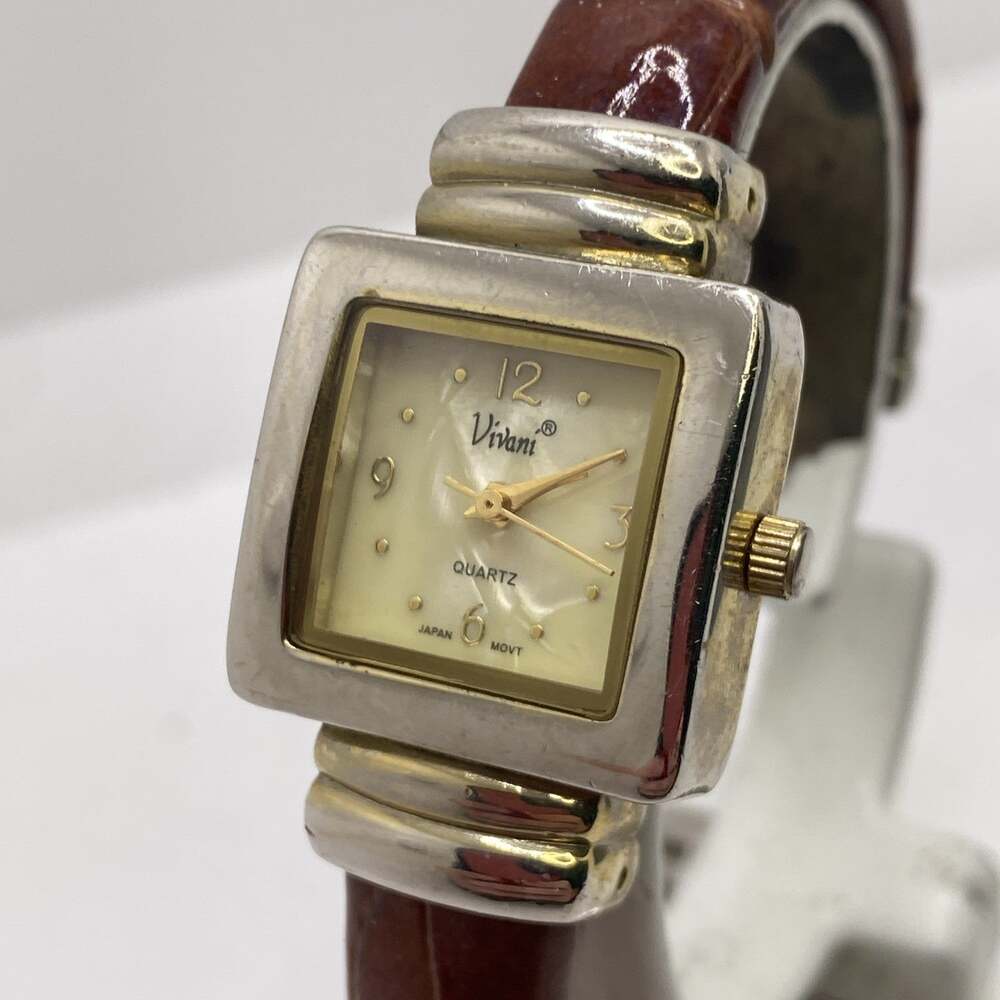 Womens Gold Tone Brown Leather Watch New Battery